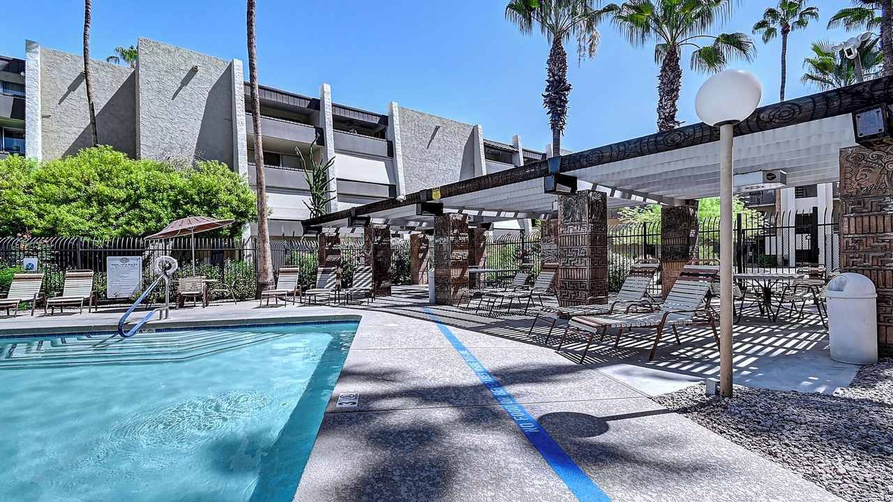 Photo of Outdoor in Entertainment District