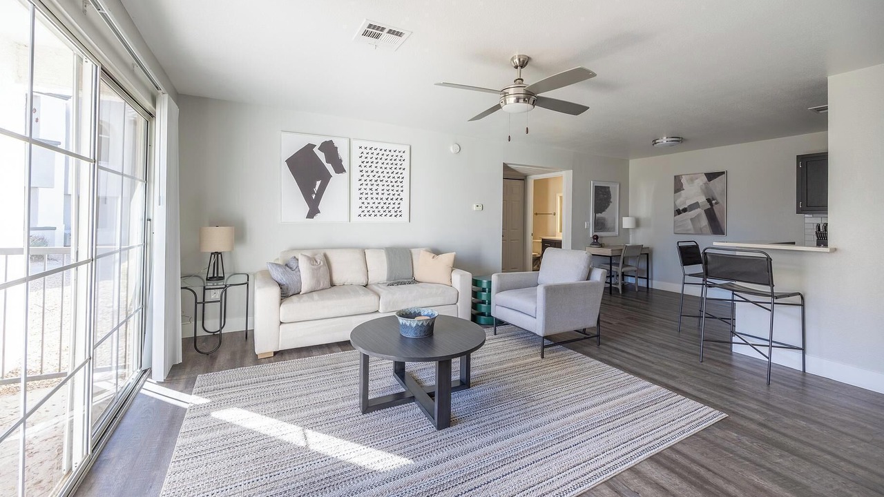Photo of Livingroom in Greenbell