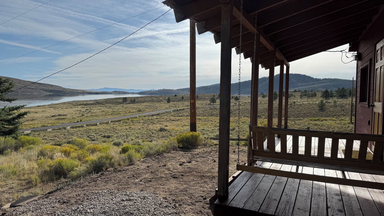 Photo of Patio Balcony in Mammoth Creek