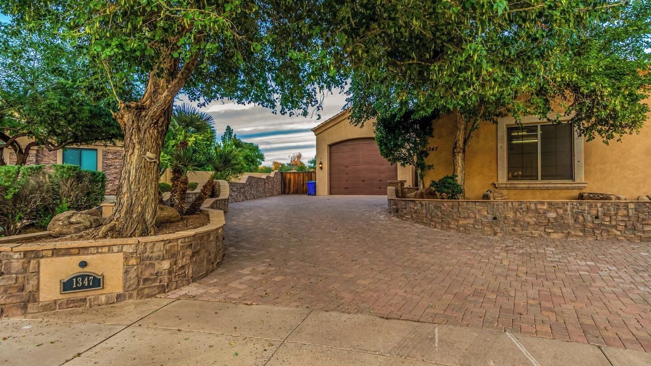 Photo of Others in East Mesa