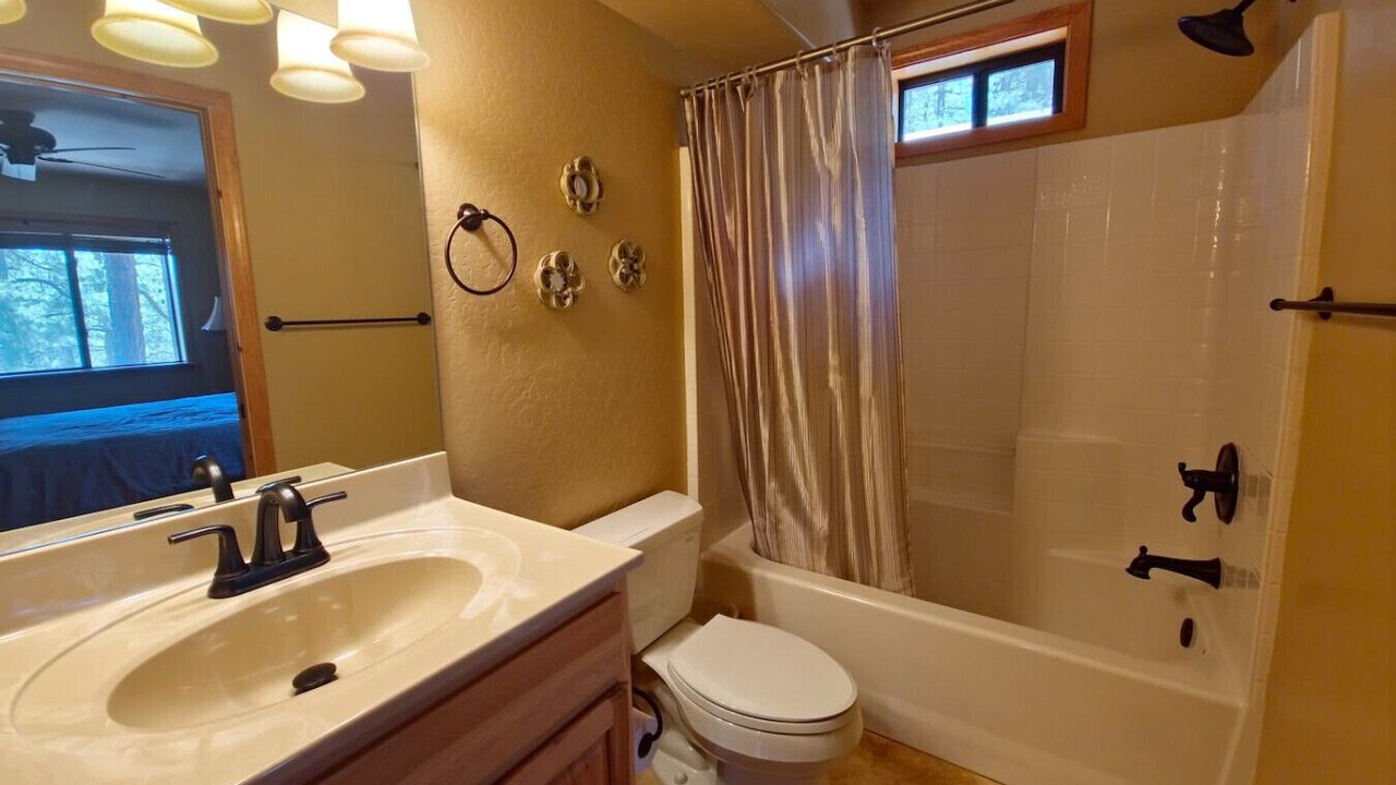 Photo of Bathroom in Munds Park