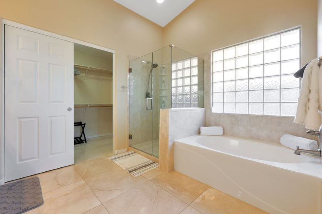 Photo of Bathroom in Estrella Vista