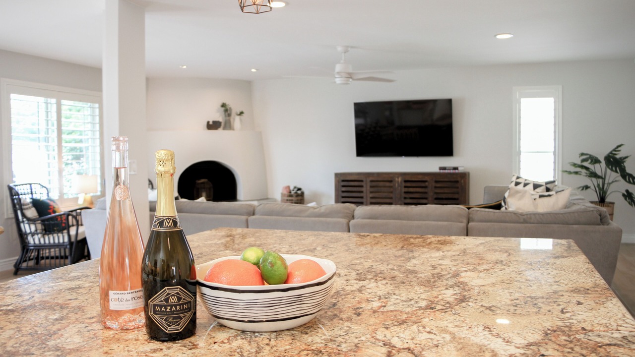 Photo of Livingroom in Paradise Valley Village
