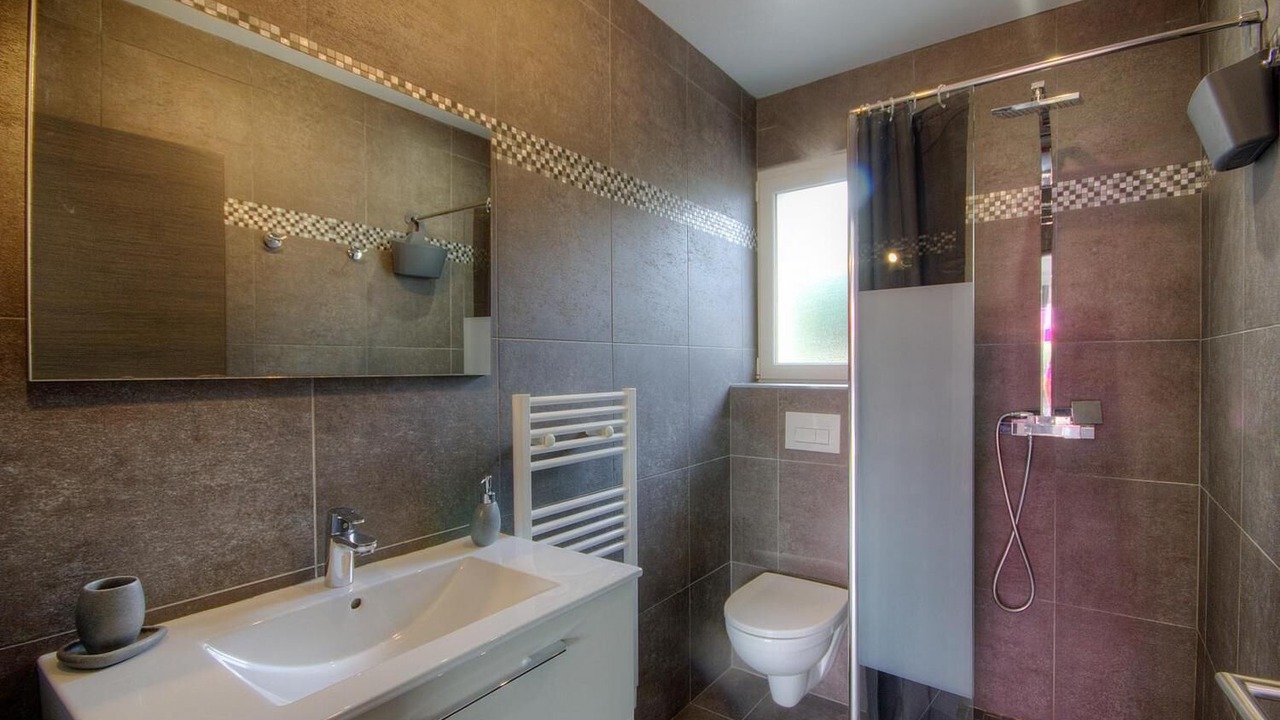 Photo of Bathroom in Castellare-di-Casinca