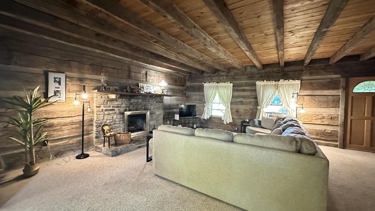 Photo of Livingroom in Stanton