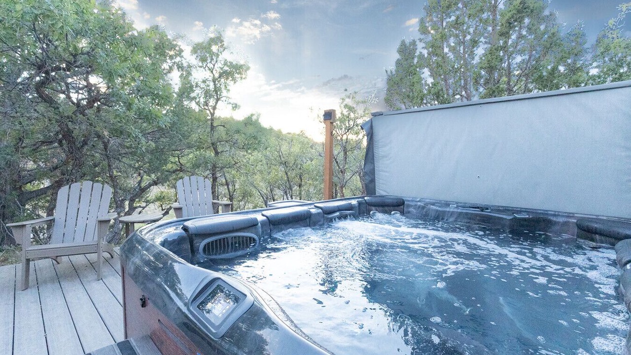 Photo of Outdoor in Alton