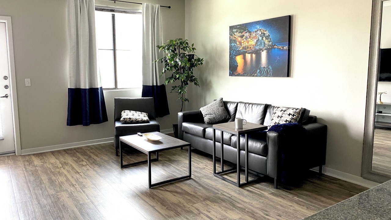 Photo of Livingroom in Downtown
