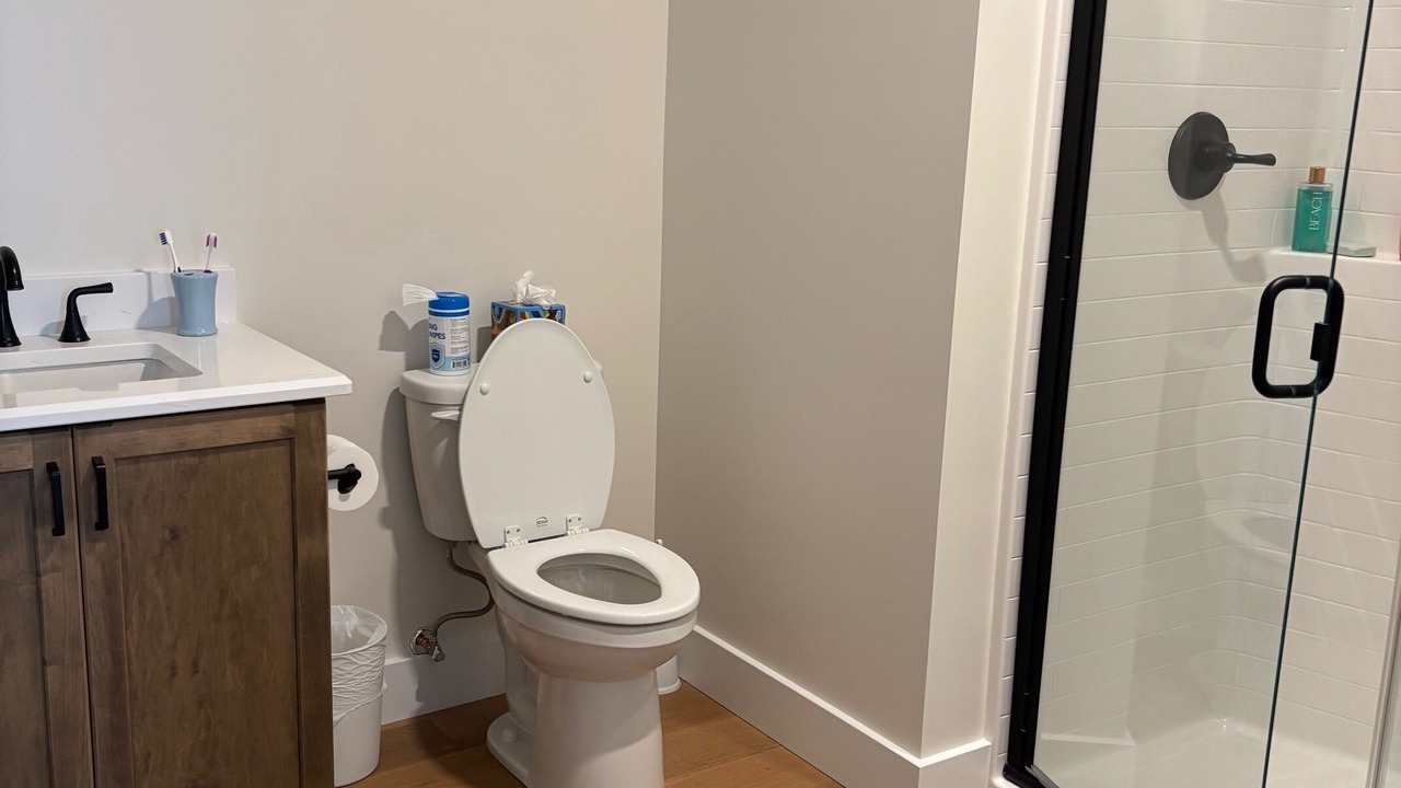 Photo of Bathroom in Kelleys Island