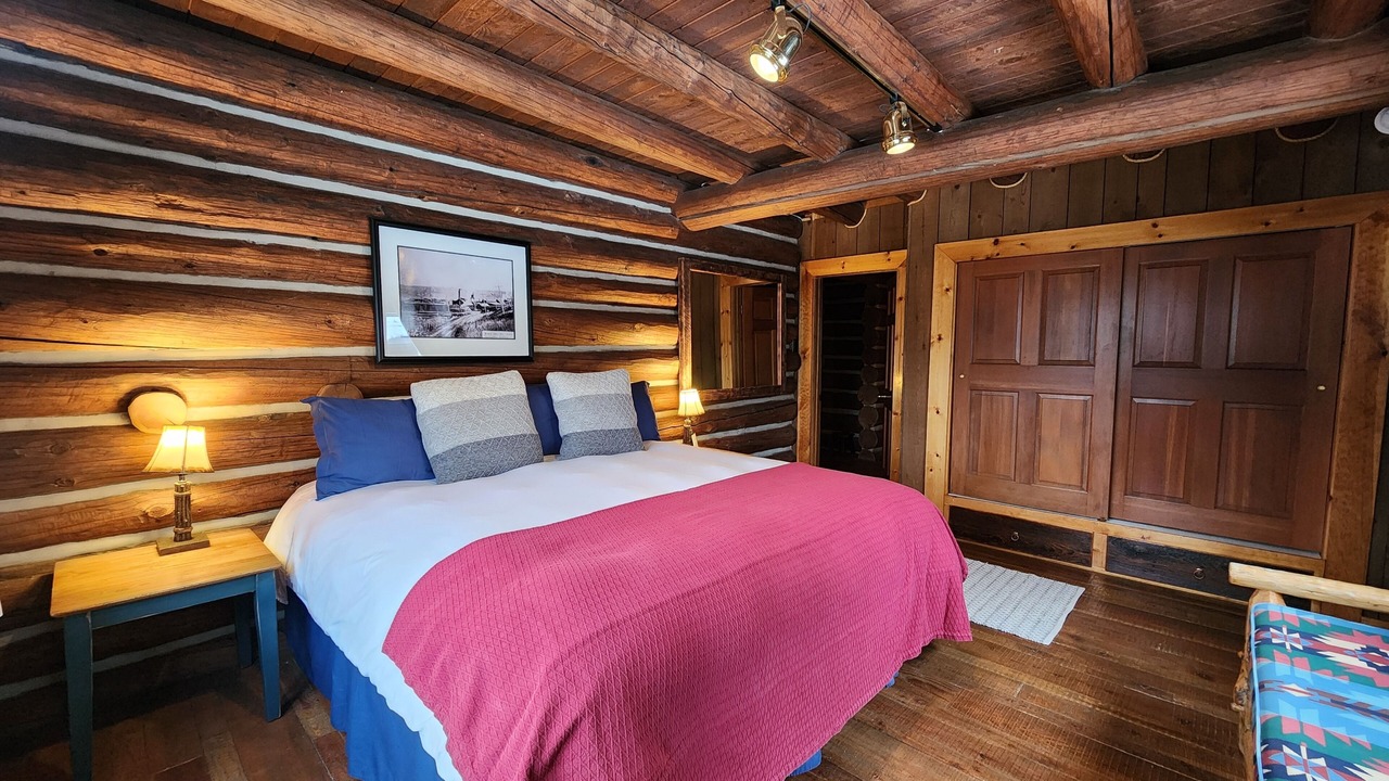 Photo of Bedroom in Harrison