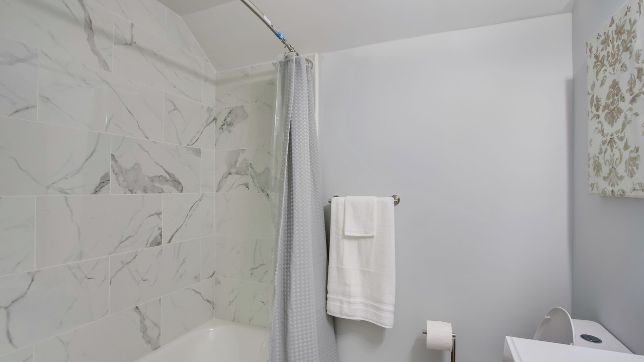 Photo of Bathroom in Pataskala