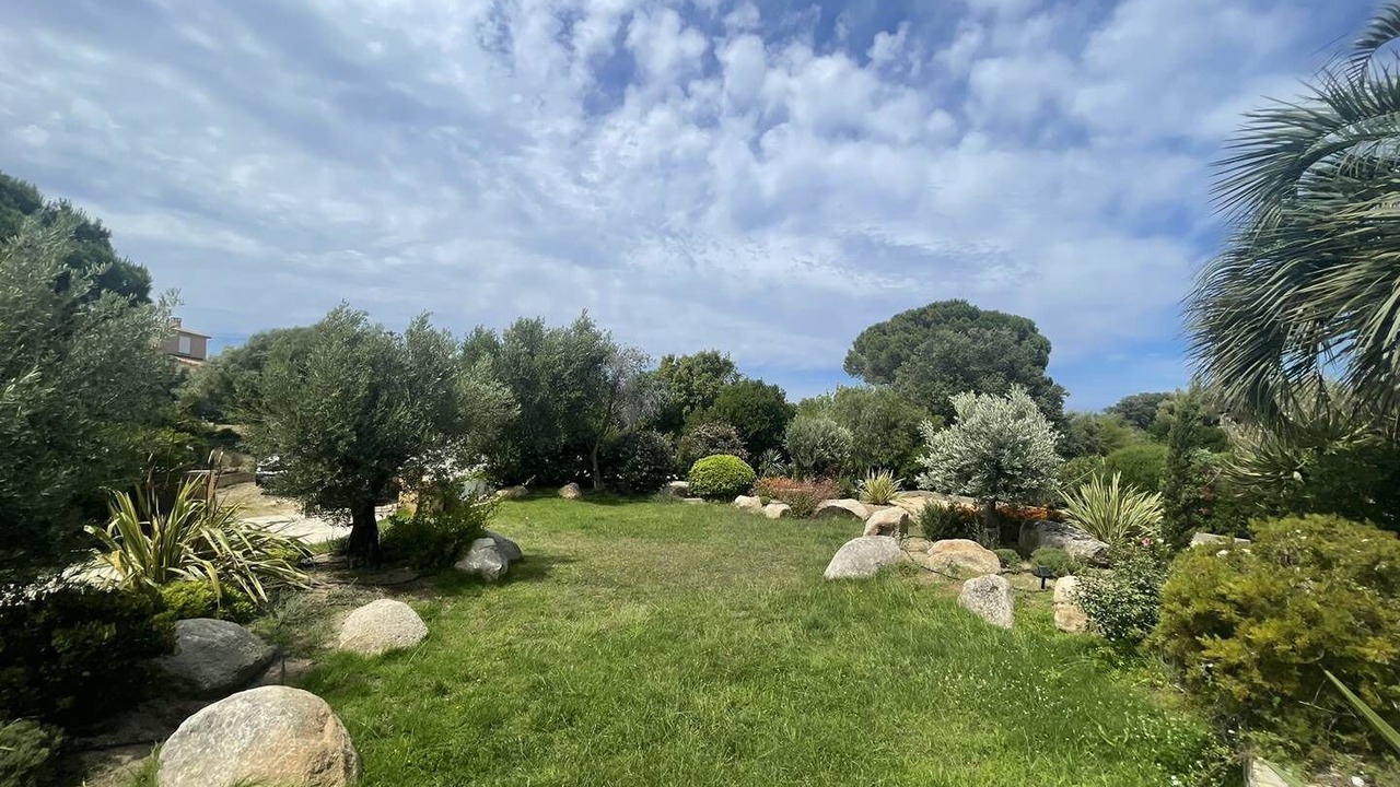 Photo of Outdoor in Marine de Saint Ambroggio
