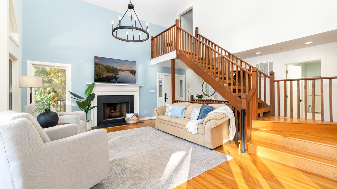 Photo of Livingroom in Henrico