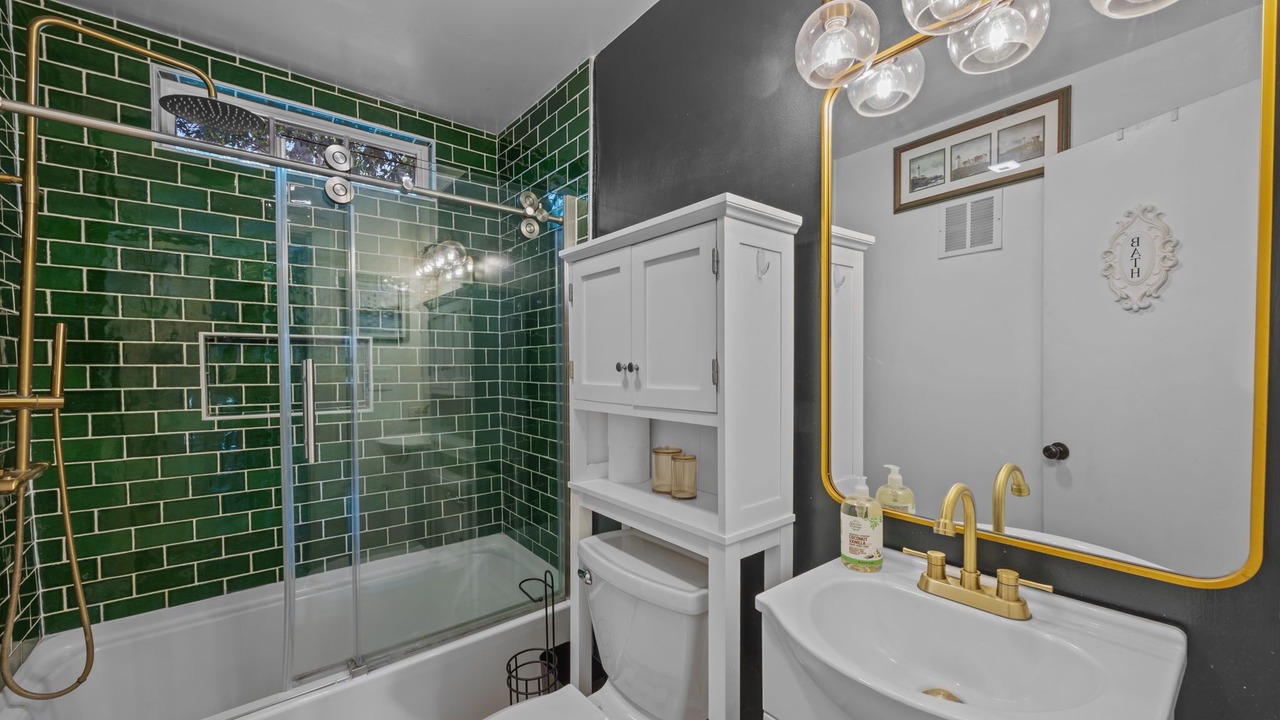 Photo of Bathroom in New Bern