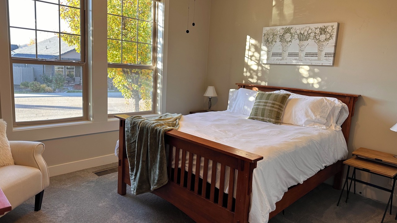 Photo of Bedroom in Southwest Ada County Alliance