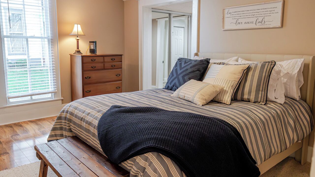 Photo of Bedroom in Elizabethtown