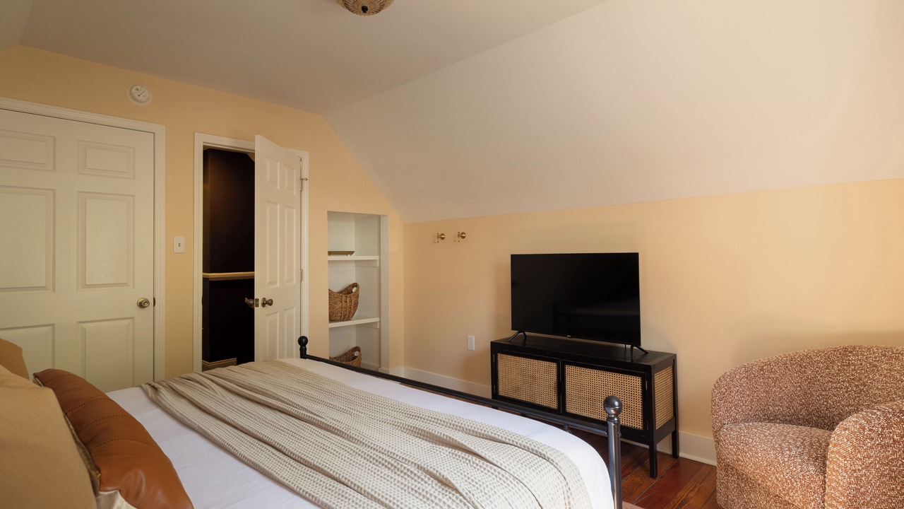 Photo of Bedroom in Germantown