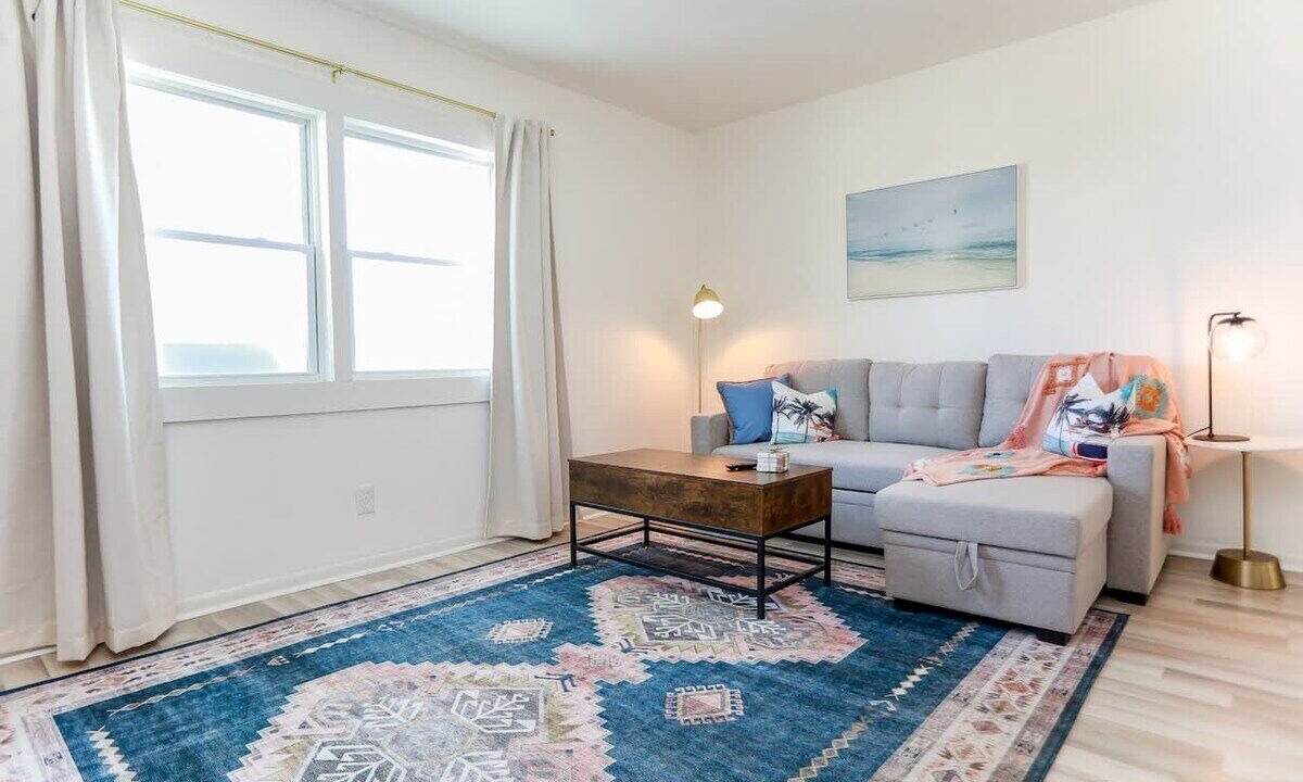 Photo of Livingroom in Willoughby Spit