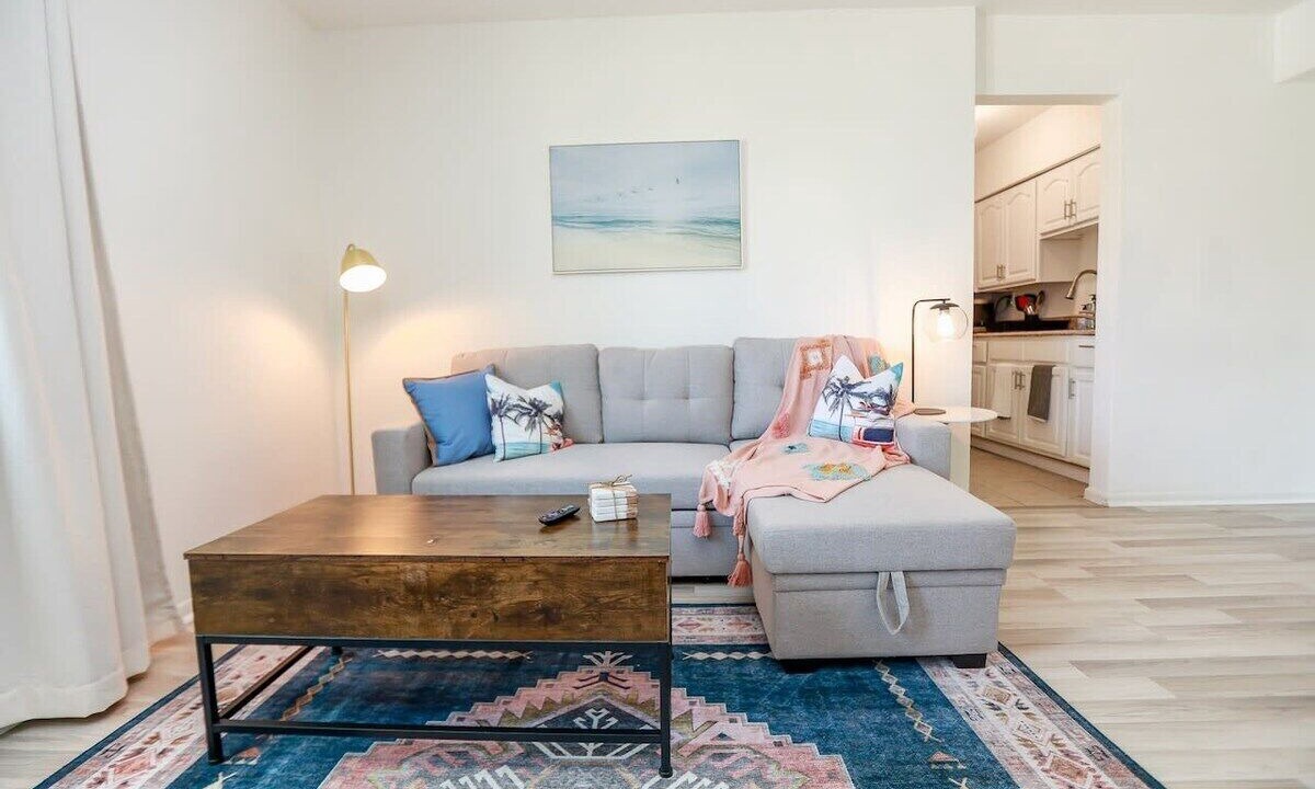 Photo of Livingroom in Willoughby Spit