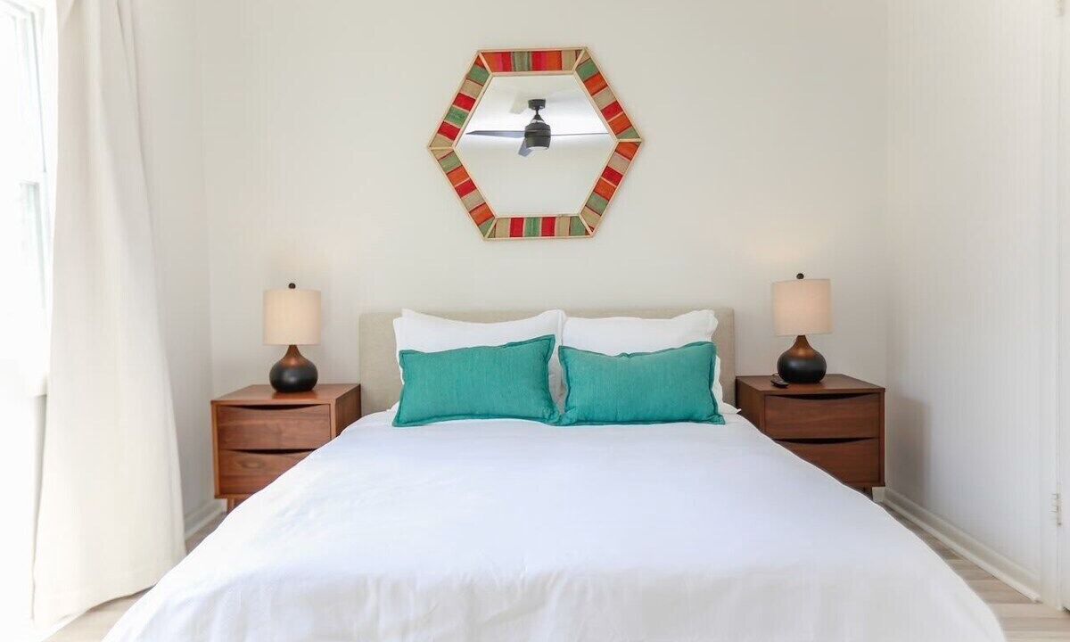 Photo of Bedroom in Willoughby Spit