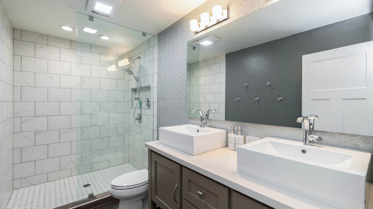 Photo of Bathroom in Park Scottsdale Eight