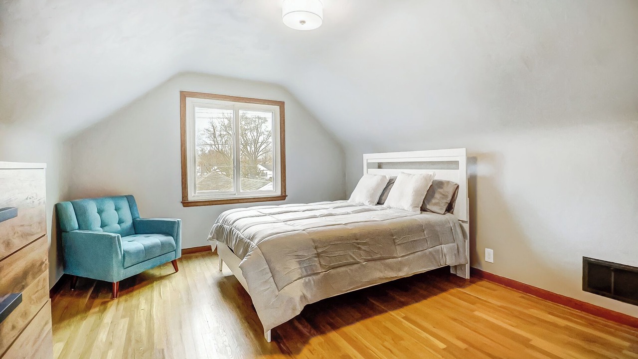 Photo of Bedroom in Clintonville
