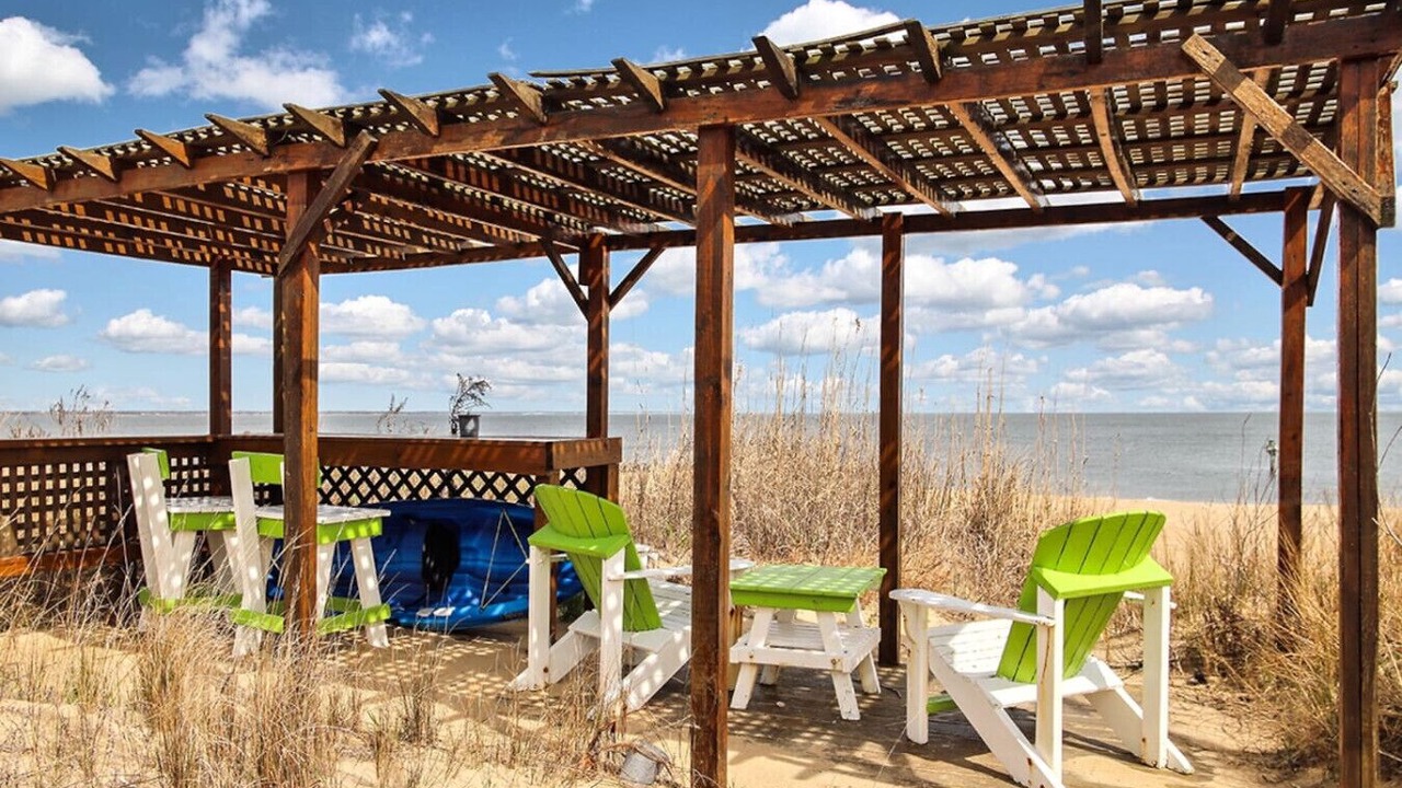 Photo of Outdoor in Willoughby Spit