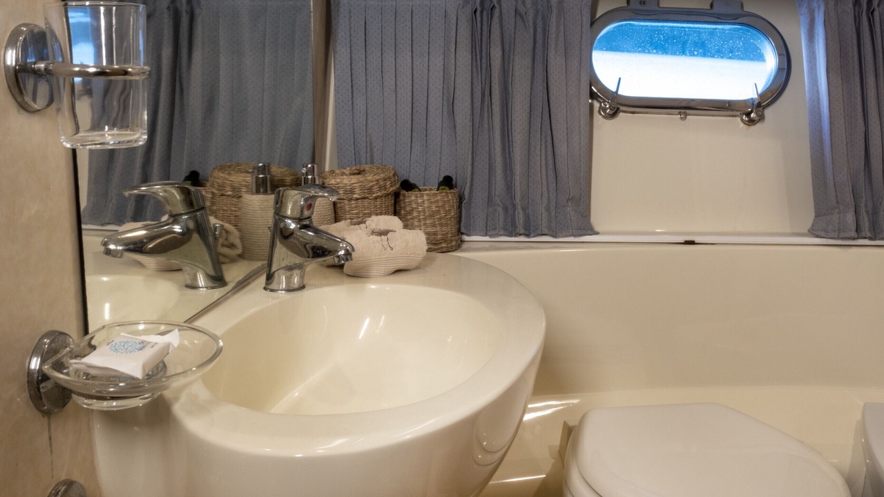 Photo of Bathroom in Paros