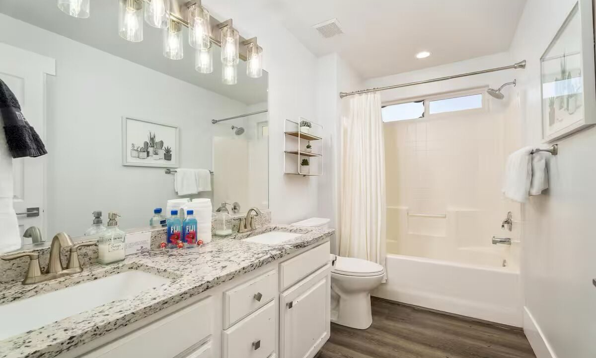 Photo of Bathroom in La Verkin