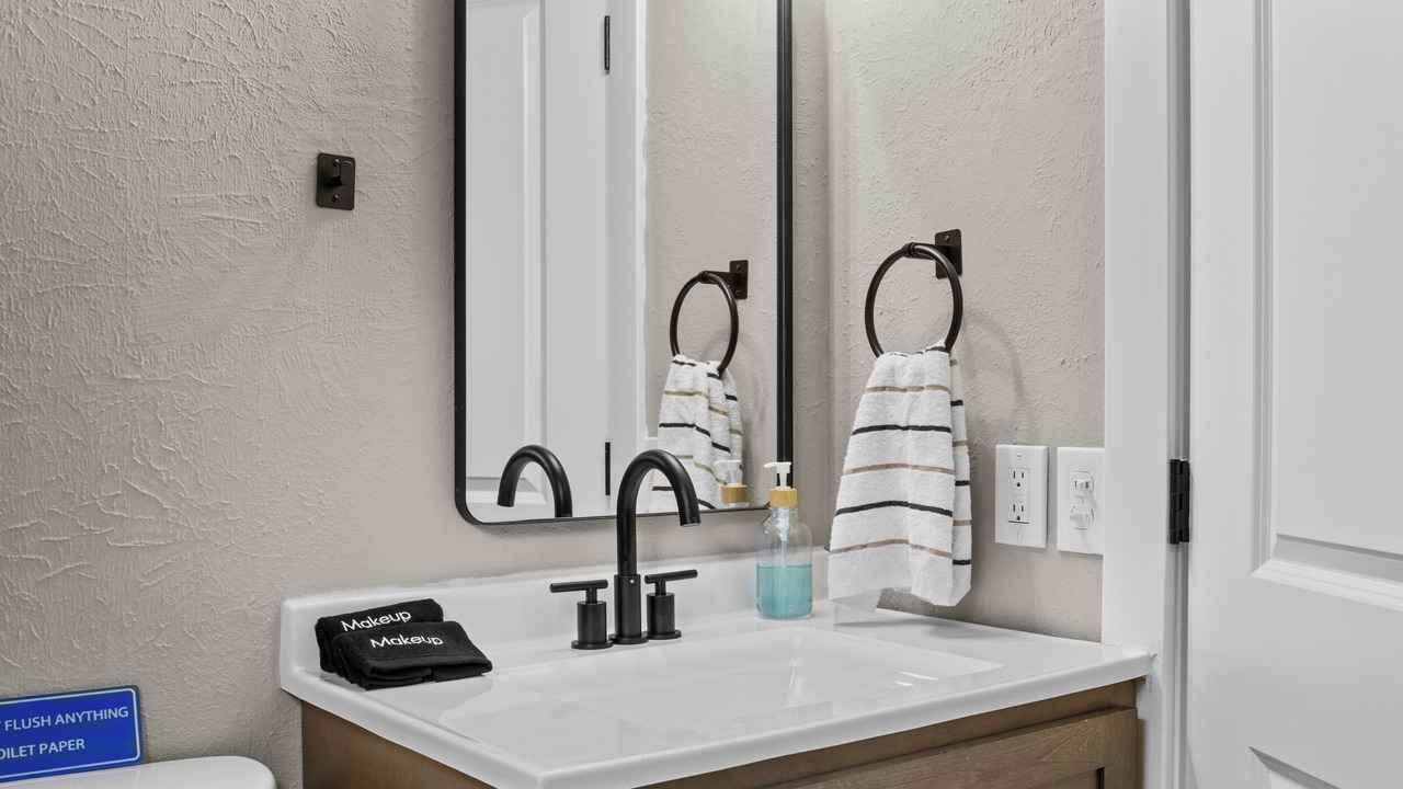 Photo of Bathroom in Crittenden