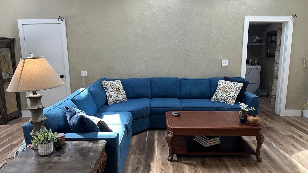 Photo of Livingroom in Globe