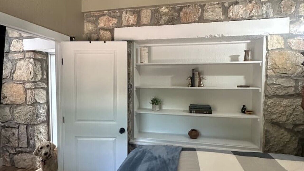 Photo of Bedroom in Globe