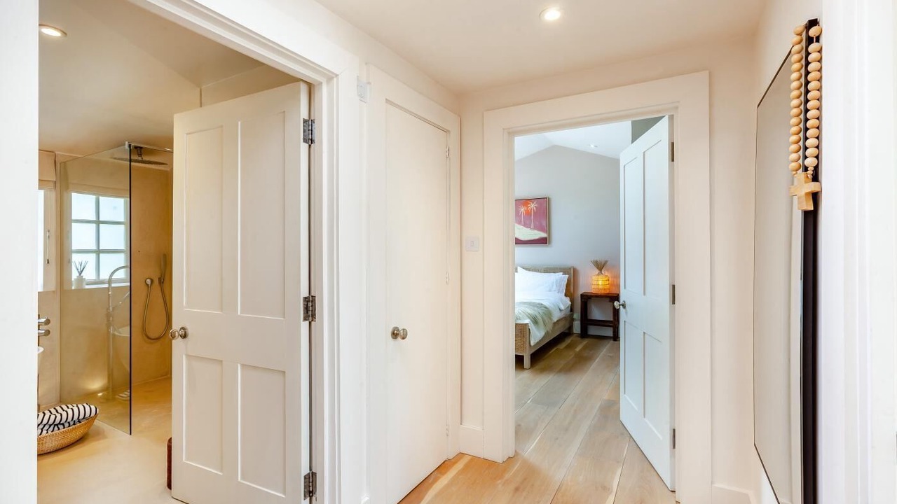 Photo of Bedroom in Ebbesborne Wake