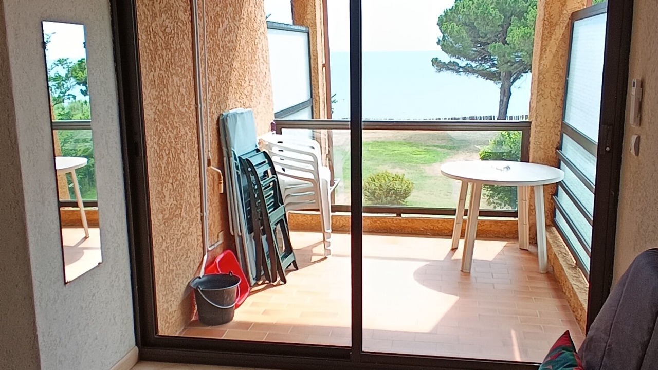 Photo of Livingroom in Santa-Lucia-di-Moriani
