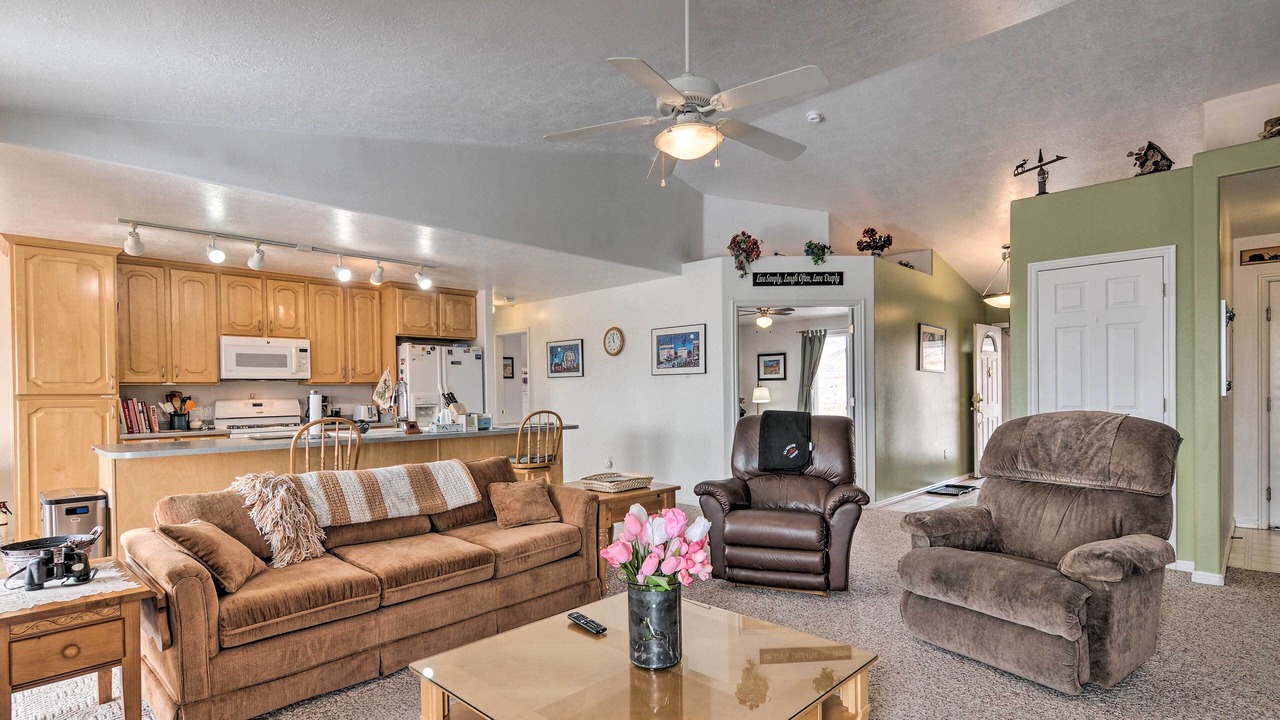 Photo of Livingroom in Sevier County