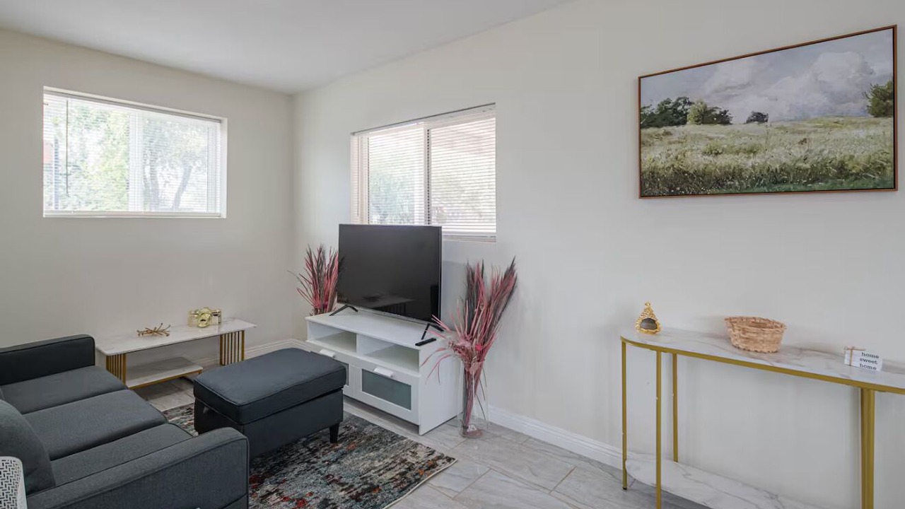 Photo of Livingroom in Coldwater Springs