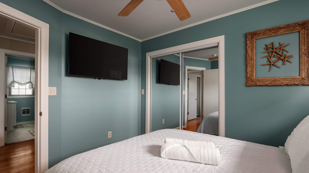 Photo of Bedroom in Colonial Beach