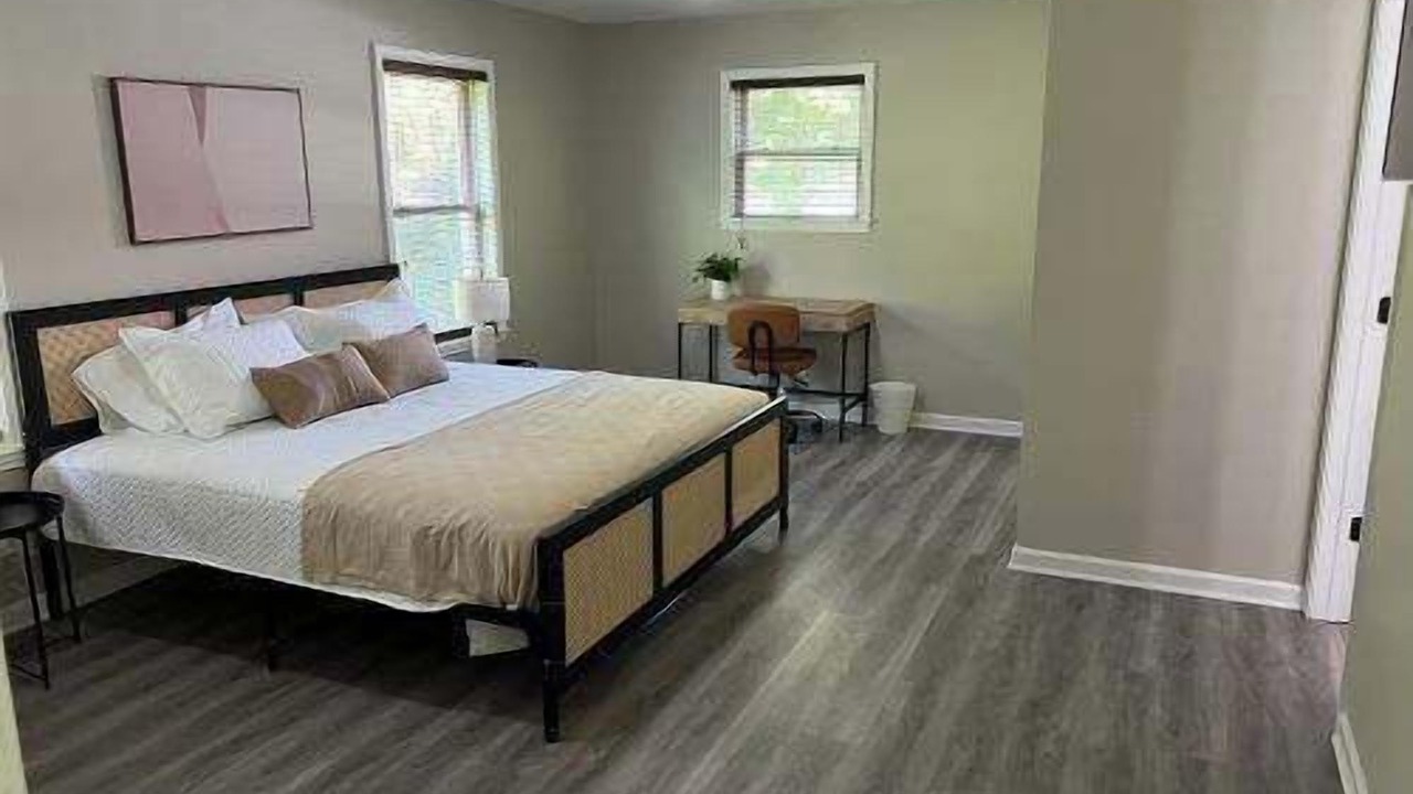 Photo of Bedroom in Waverly