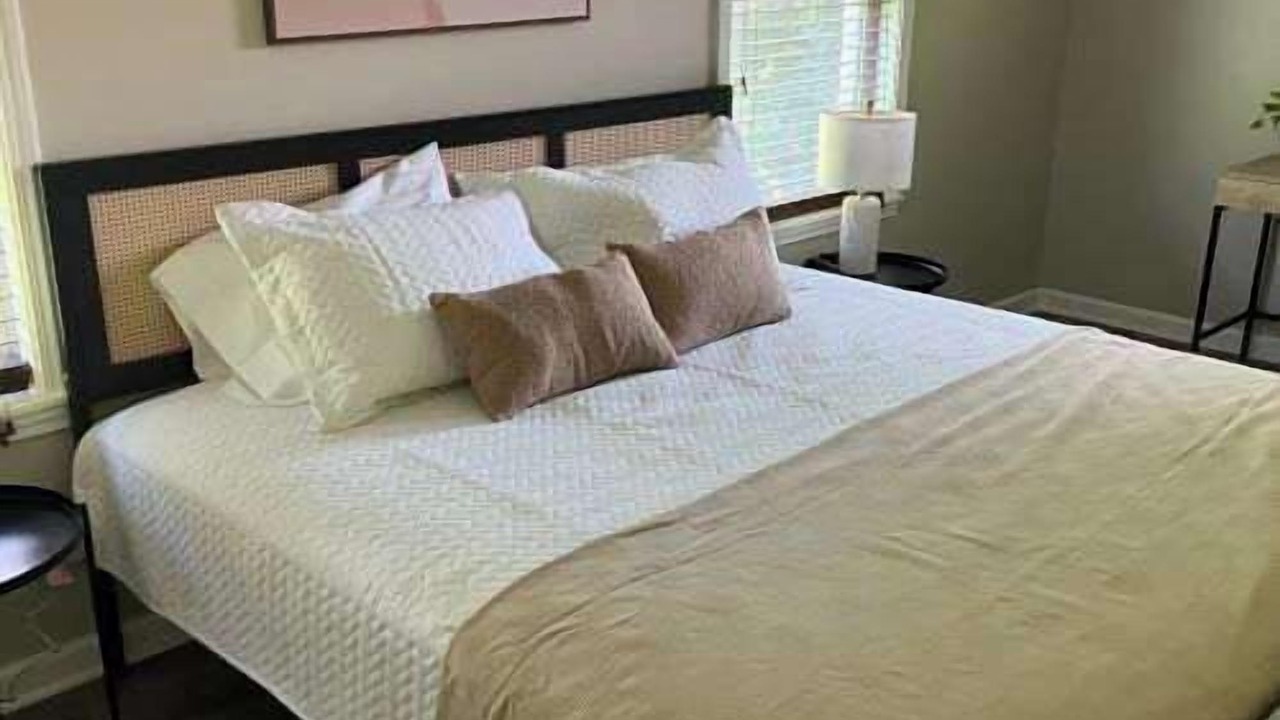 Photo of Bedroom in Waverly
