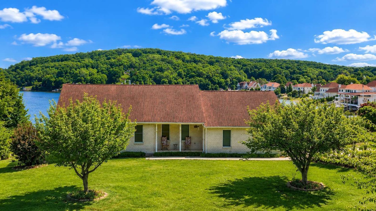 Photo of Outdoor in Waverly