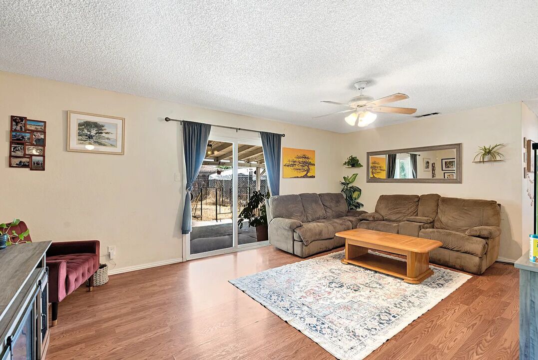 Photo of Livingroom in Chowchilla