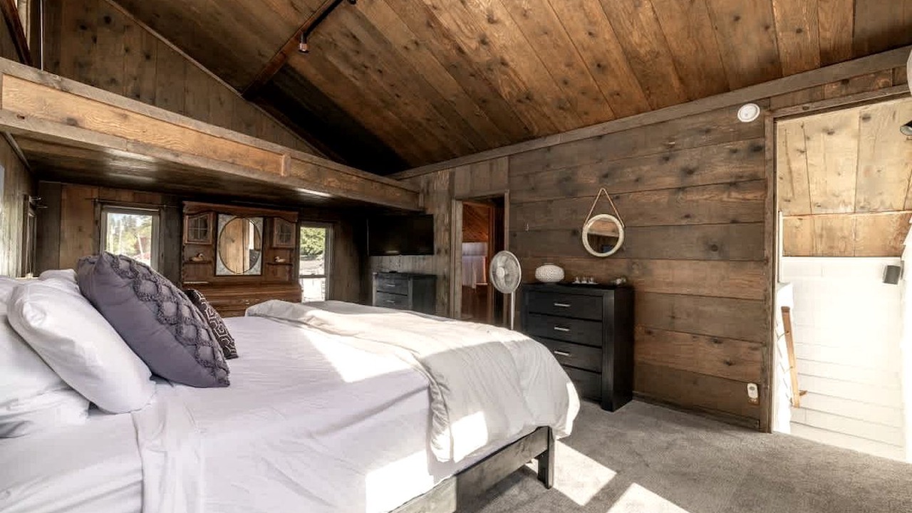 Photo of Bedroom in Bayview