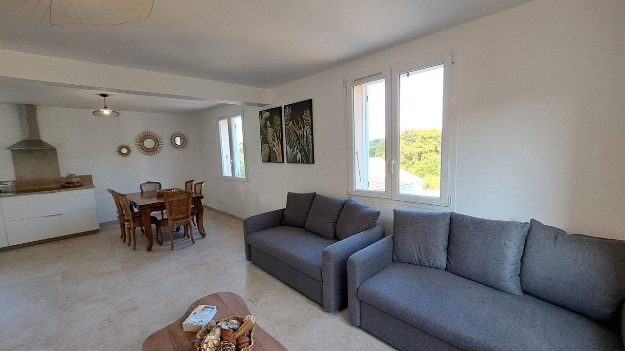 Photo of Livingroom in San-Nicolao