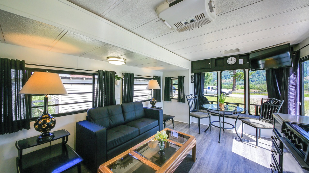 Photo of Livingroom in Noxon