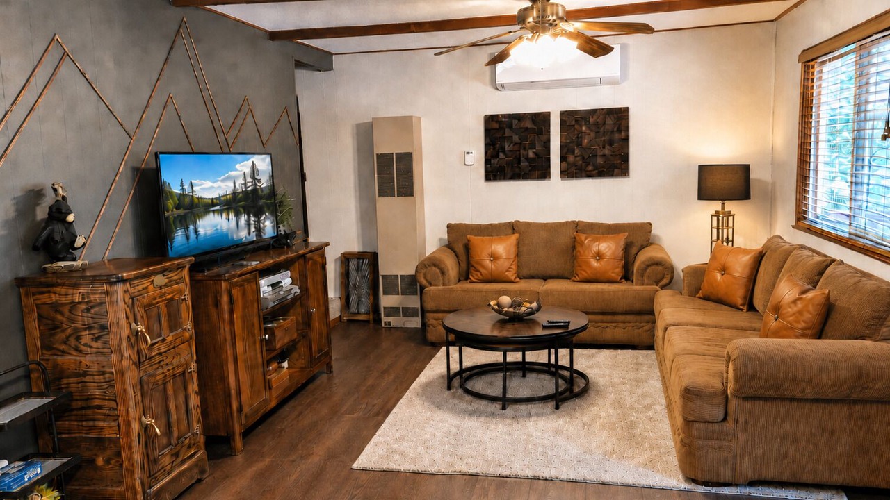 Photo of Livingroom in Sierra Cedars