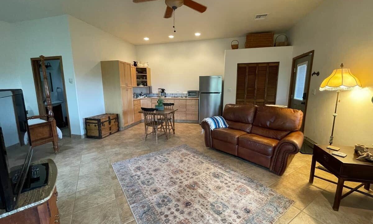 Photo of Livingroom in Cochise