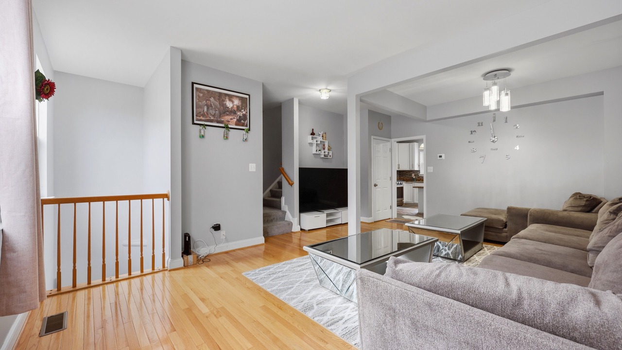 Photo of Livingroom in Woodbridge