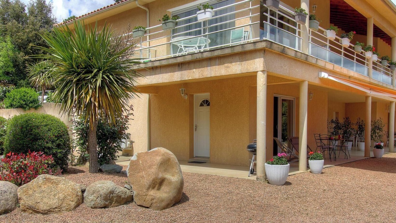 Photo of Outdoor in Levie