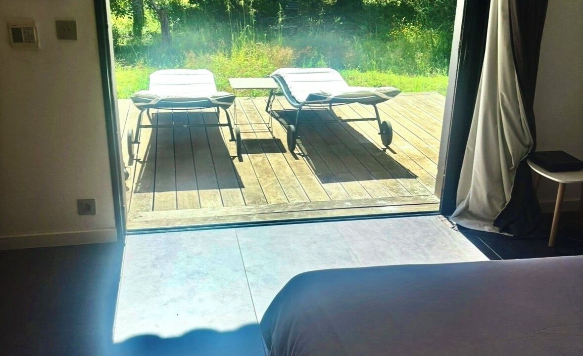 Photo of Bedroom in Cirendinu