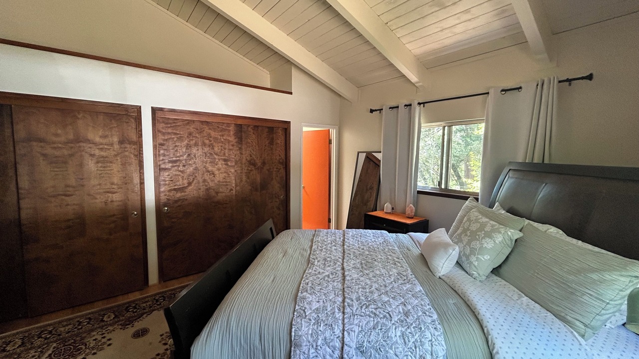 Photo of Bedroom in Ukiah