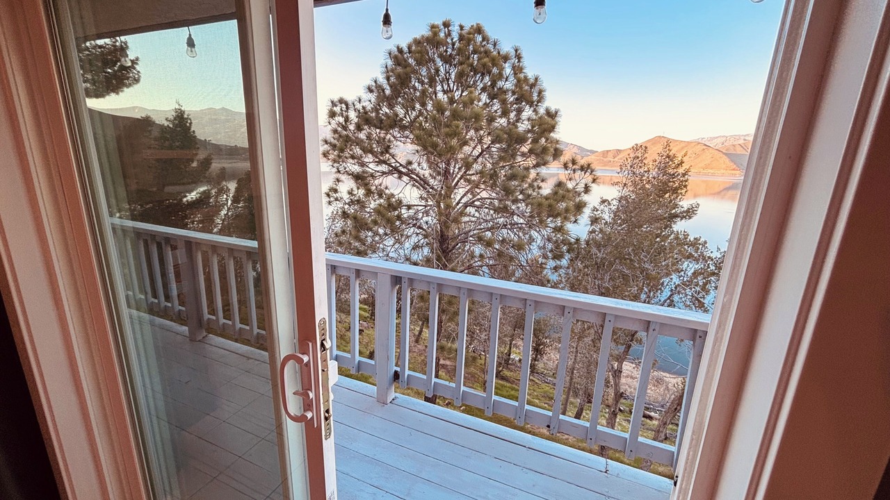 Photo of Patio Balcony in Lake Isabella